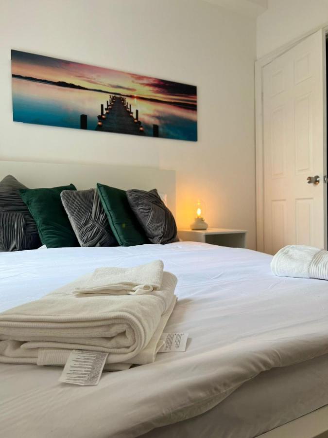 93 West Road Hotell London Eksteriør bilde
