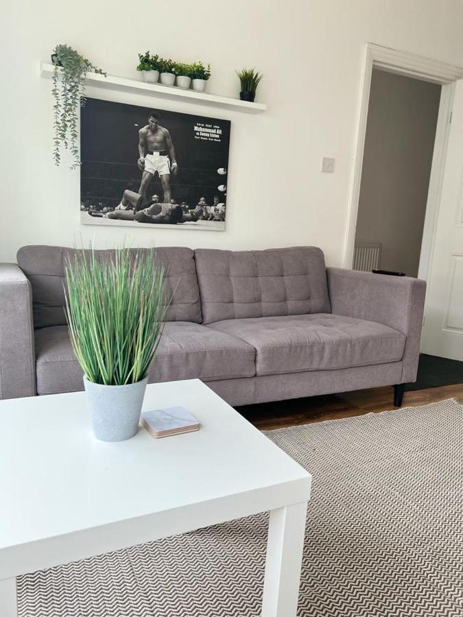93 West Road Hotell London Eksteriør bilde