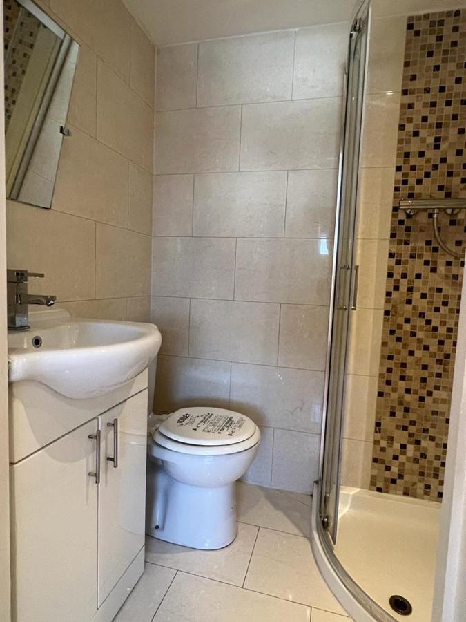 93 West Road Hotell London Eksteriør bilde