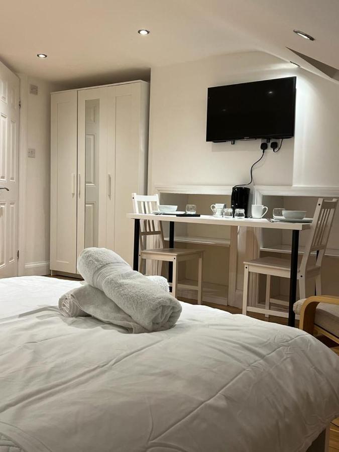 93 West Road Hotell London Eksteriør bilde