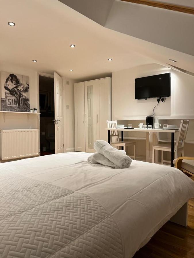 93 West Road Hotell London Eksteriør bilde