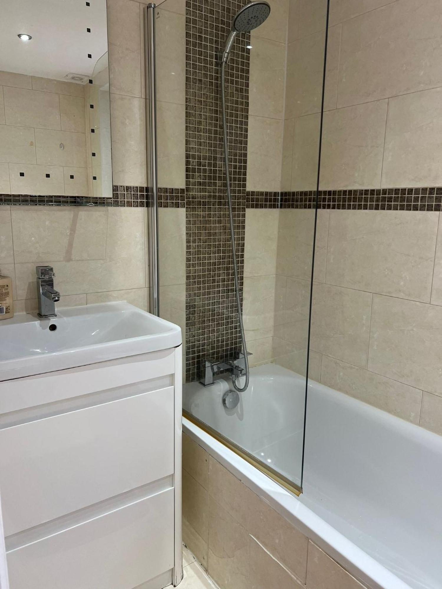93 West Road Hotell London Eksteriør bilde