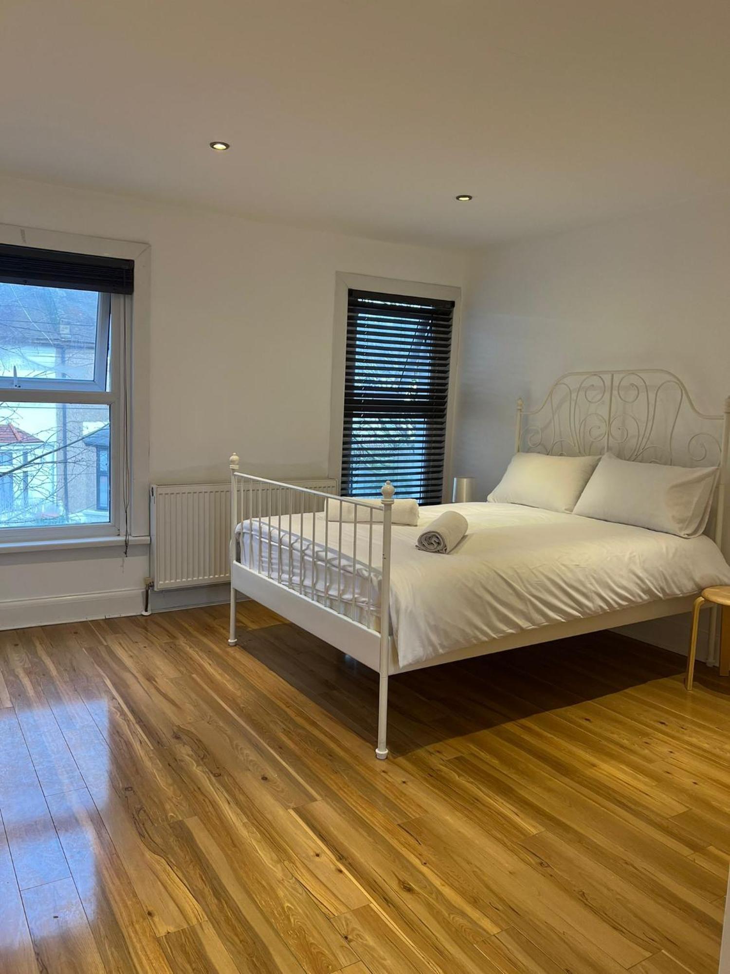 93 West Road Hotell London Eksteriør bilde